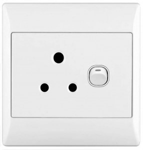 CableFree AC Mains Plugs Sockets Type D